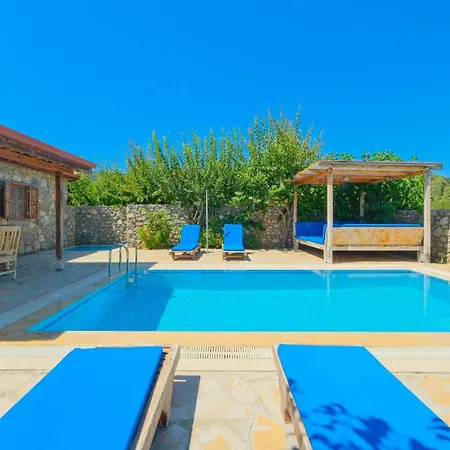 Havuzu Korunakli Jakuzili Βίλα Kinali (Aegean)